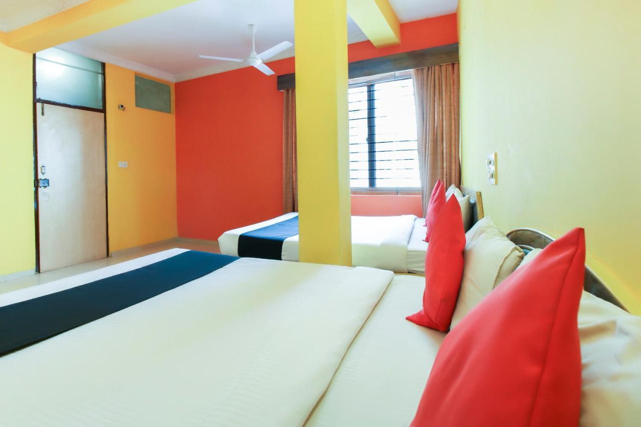 Capital O 71729 Lucky Inn Bangalore Luaran gambar